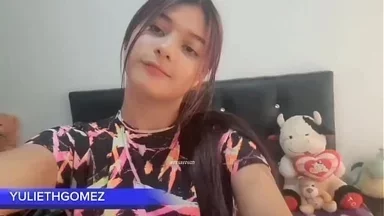 Nàng Colombia thủ dâm lồn của mình