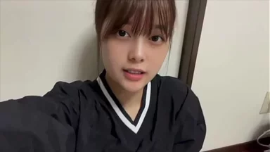 Tôi thủ dâm bằng cách chèn ngón tay để luyện tập lần đầu quan hệ với bạn trai. Sướng kinh khủng...