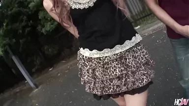 Đĩ châu Á nóng bỏng Sarina Tsubaki bị nhặt và địt mạnh